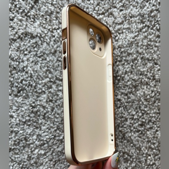 Elegant Cream and Gold iPhone 13 Skin - Picture 2 of 2